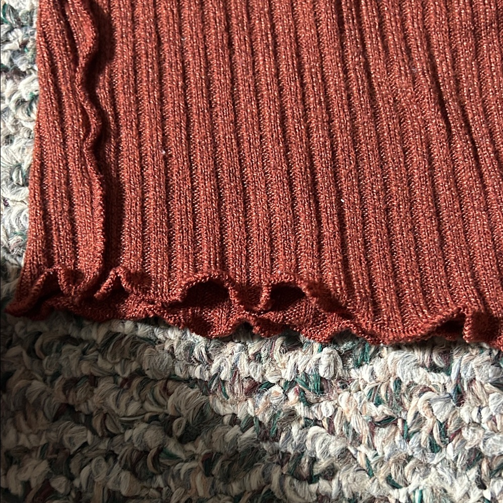 Colorblock Ribbed Knit Top - Picture 4 of 5